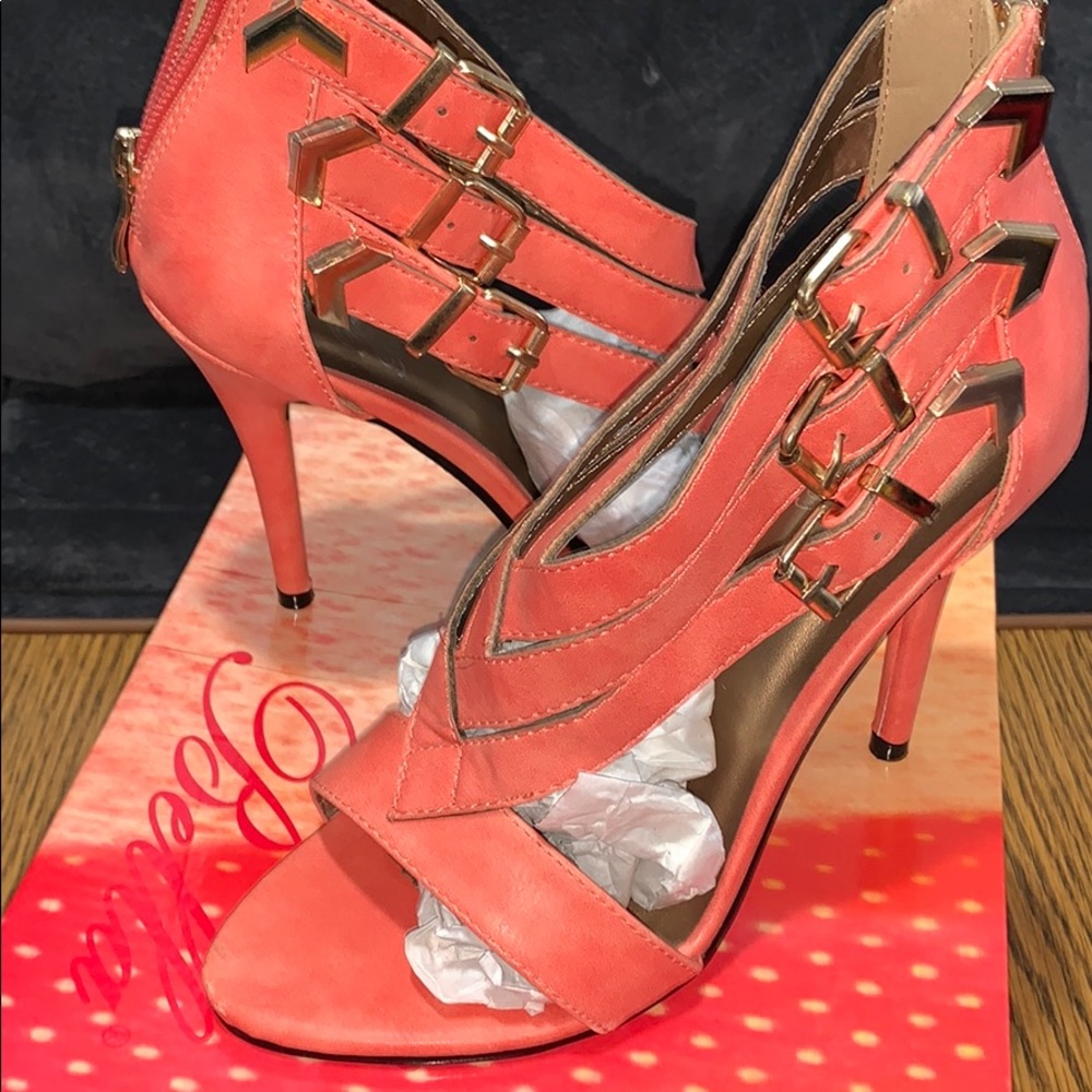 NWB Coral Sandals